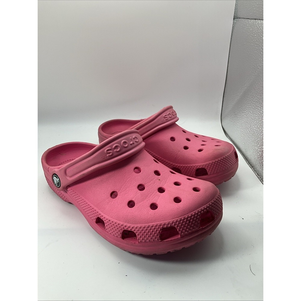 crocs kids size j3 Pink